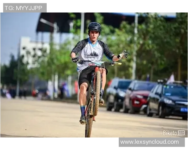 南京极限运动队中路突破战术解析与实战应用探讨