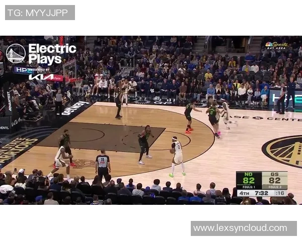 勇士与马刺激战四月二十日季后赛回顾精彩瞬间与关键时刻分析