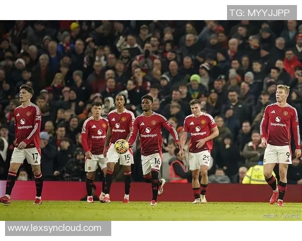 曼联与布莱顿激战回顾球员表现与战术分析全景解读